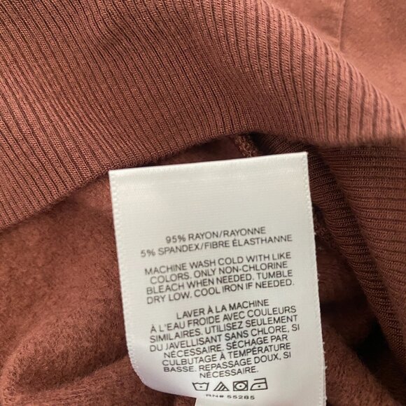 Express Mauve Relaxed Crew Neck Top Size Medium - Picture 8 of 8